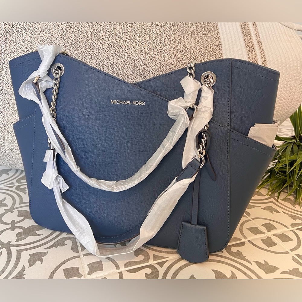 SOLD SOLD - Micheal Kors Leather Blue Jet Set
Travel Tote